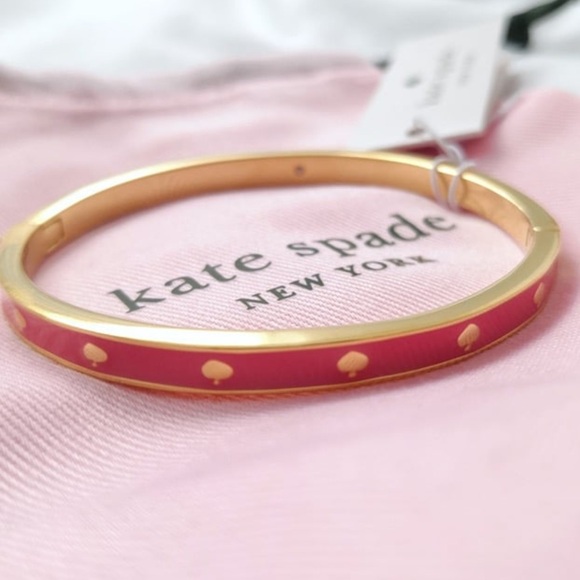 New Kate Spade spot the spade enamel hinged bangle - Picture 11 of 13